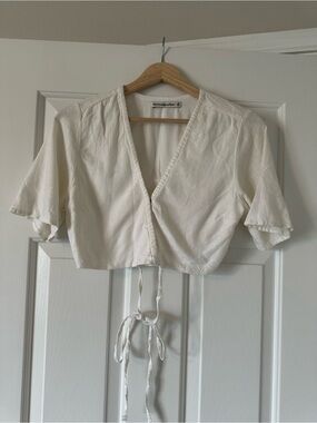 Abercrombie & Fitch White Linen Cropped Tie-Front Wrap Top